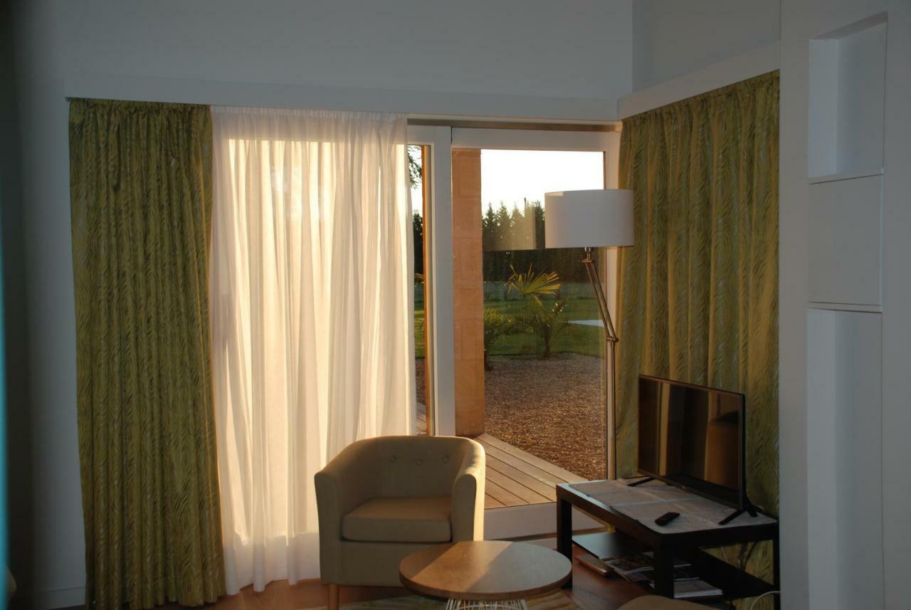 Les Ambeles Bed & Breakfast Saint-Magne-de-Castillon Exterior photo