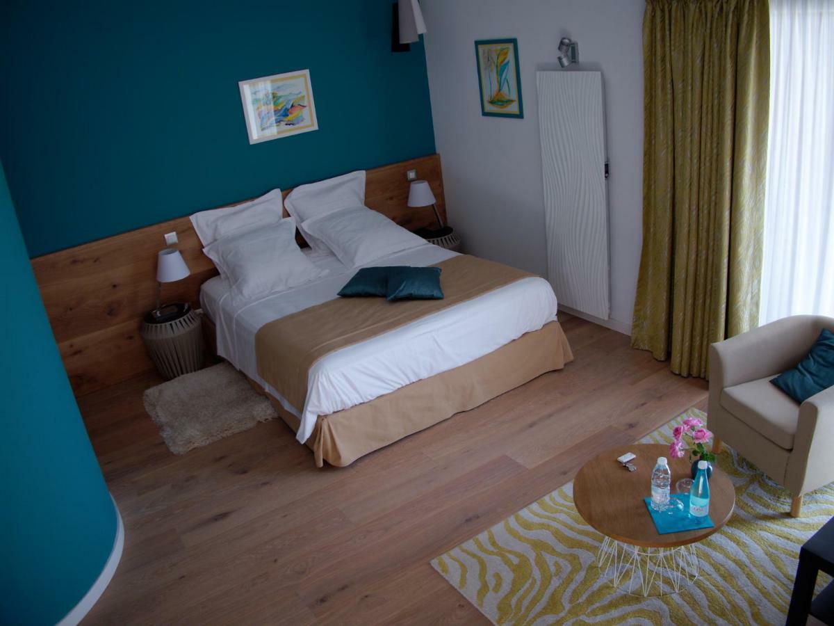 Les Ambeles Bed & Breakfast Saint-Magne-de-Castillon Exterior photo